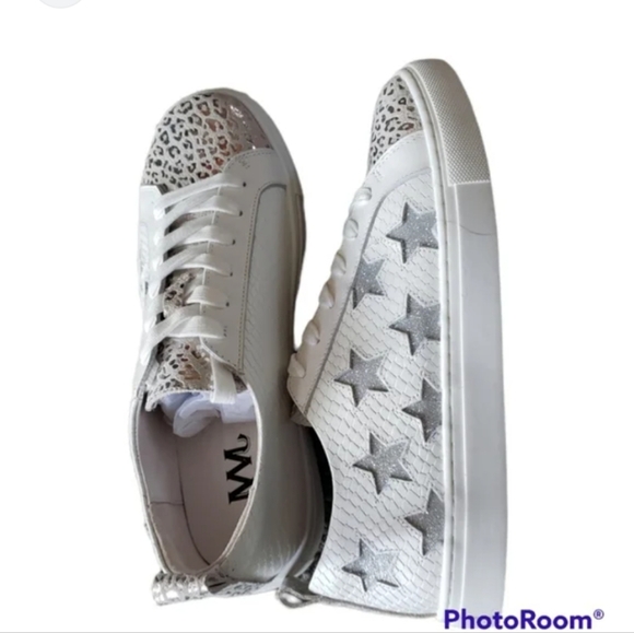 JWJ Women's Sneakers - Picture 1 of 8